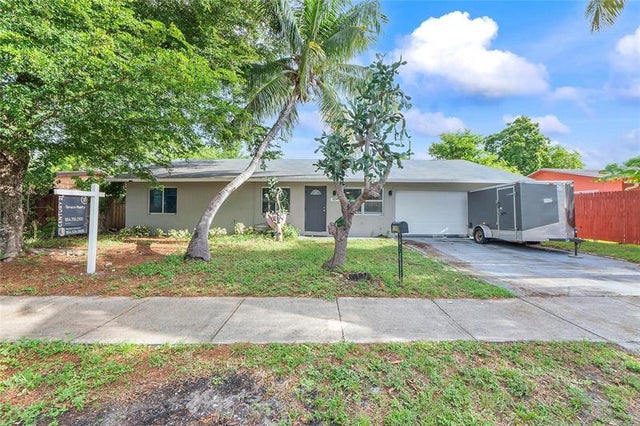 1 of 14 - 11 Ne 18th St, Pompano Beach, FL