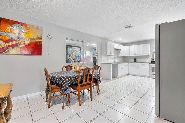 3 of 14 - 11 Ne 18th St, Pompano Beach, FL