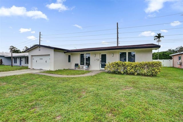 2 of 41 - 3991 N 41st Ct, Hollywood, FL