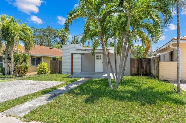 3 of 20 - 1650 Jackson St, Hollywood, FL