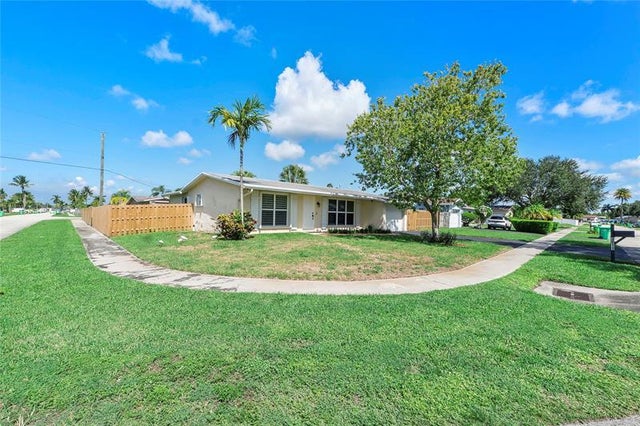4 of 32 - 3811 Nw 113th Ave, Sunrise, FL