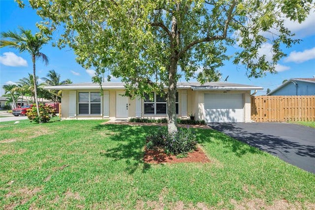 5 of 32 - 3811 Nw 113th Ave, Sunrise, FL
