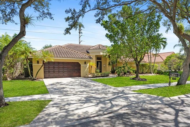 2 of 59 - 1115 Creekford Dr, Weston, FL