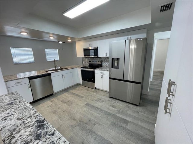 5 of 19 - 7729 Coral Blvd, Miramar, FL