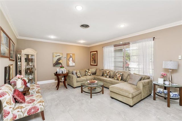 2 of 46 - 400 Ne 143th, North Miami, FL