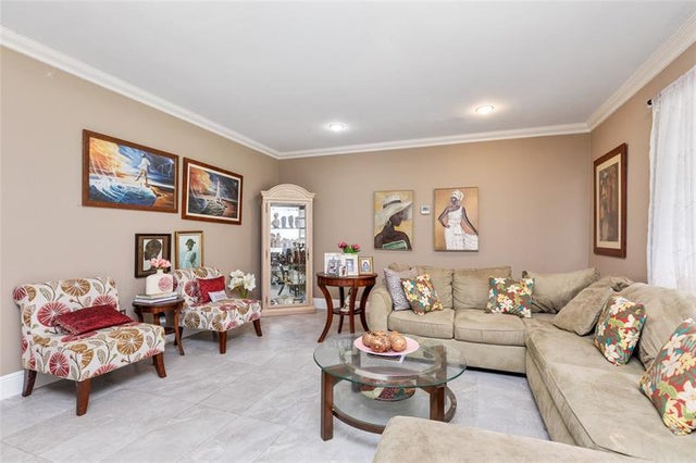 4 of 46 - 400 Ne 143th, North Miami, FL
