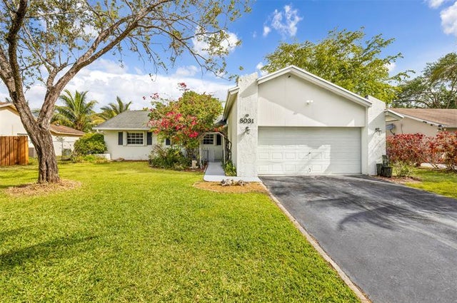 2 of 32 - 8031 Nw 47th Ct, Lauderhill, FL