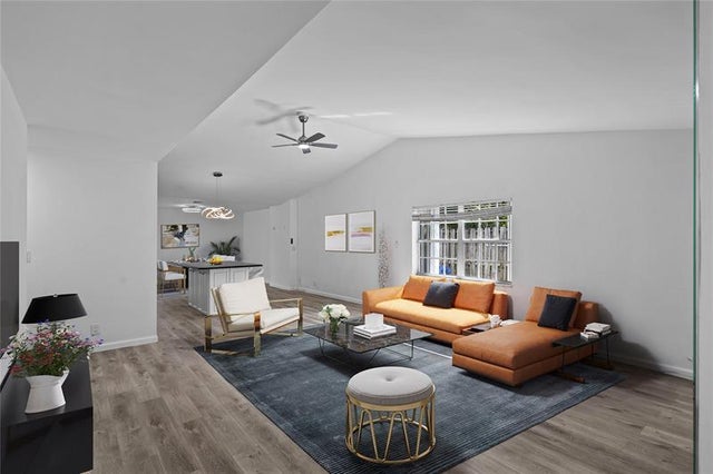 5 of 32 - 8031 Nw 47th Ct, Lauderhill, FL
