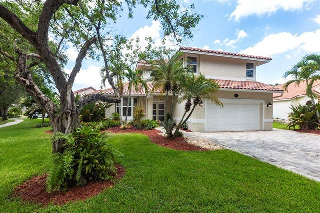 1 of 24 - 10821 London St, Hollywood, FL