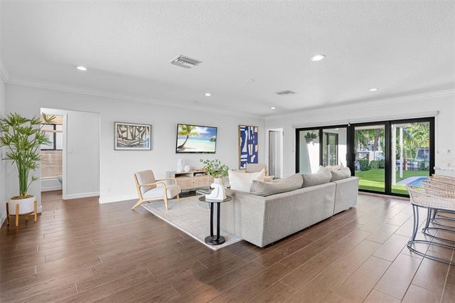 5 of 52 - 1304 Orange Isle, Fort Lauderdale, FL