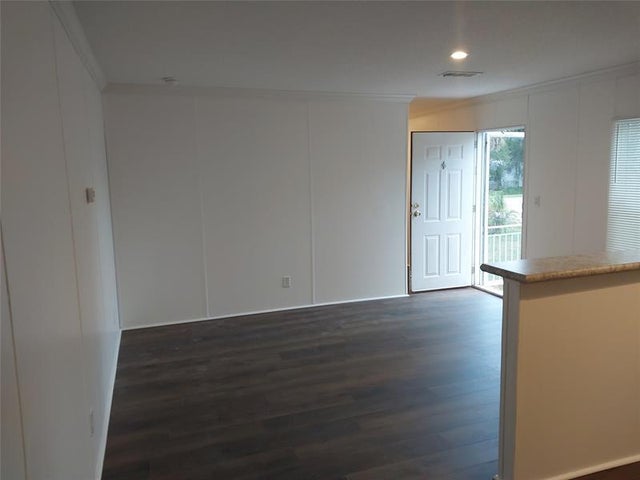 2 of 10 - 5132 Melissa Ln, Fort Pierce, FL