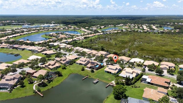 2 of 27 - 3533 Valleyview Dr, Kissimmee, FL