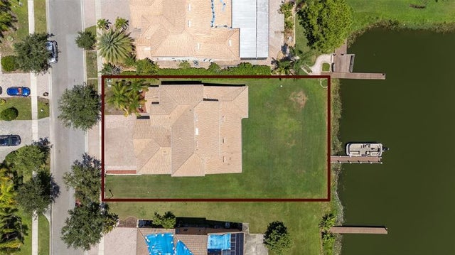 3 of 27 - 3533 Valleyview Dr, Kissimmee, FL