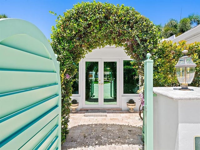 4 of 41 - 2619 Barbara Dr, Fort Lauderdale, FL