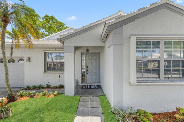 4 of 60 - 9424 Nw 8 Cr, Plantation, FL