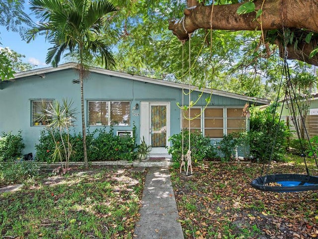 2 of 6 - 1204 Se 13th Ter, Fort Lauderdale, FL