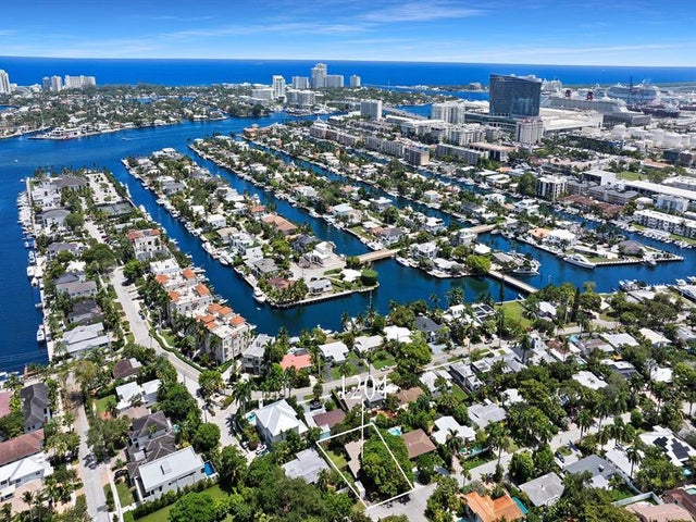 4 of 6 - 1204 Se 13th Ter, Fort Lauderdale, FL