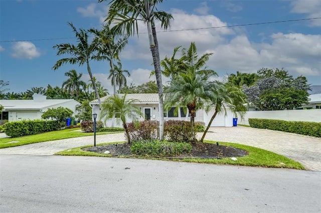3 of 41 - 741 Ne 16th Ter, Fort Lauderdale, FL
