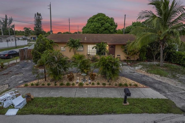 1 of 49 - 1491 Sw 5th Ter, Deerfield Beach, FL