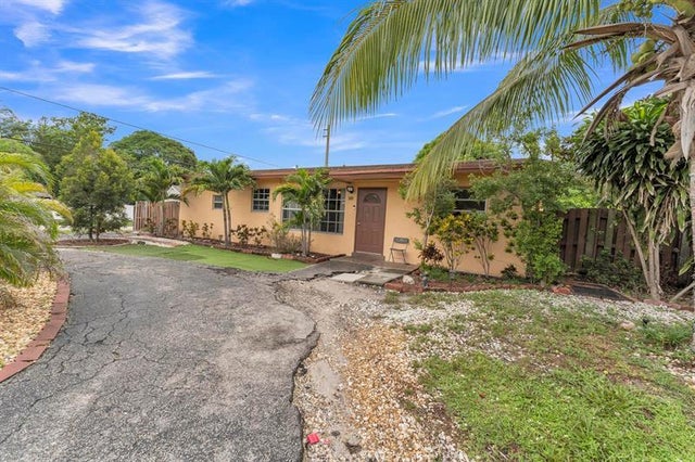 2 of 49 - 1491 Sw 5th Ter, Deerfield Beach, FL