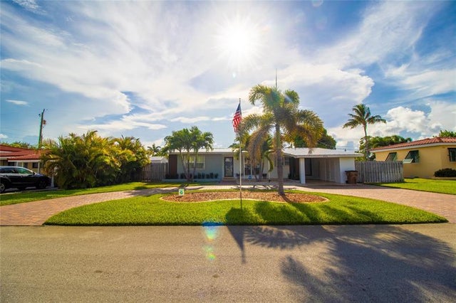 2 of 53 - 925 Se 14th Avenue, Deerfield Beach, FL