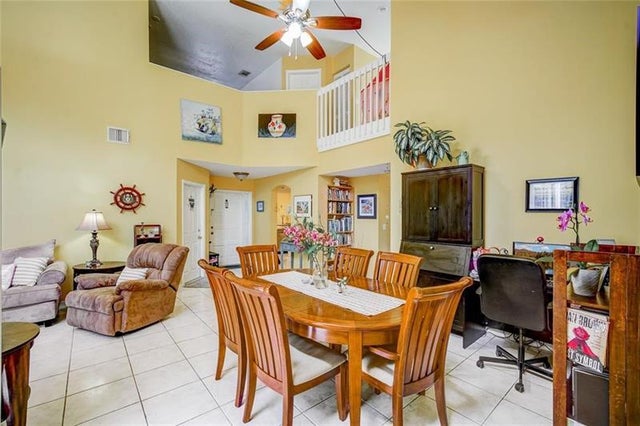 3 of 23 - 1046 Satinleaf St, Hollywood, FL