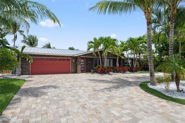 1 of 64 - 2761 Ne 57th Ct, Fort Lauderdale, FL
