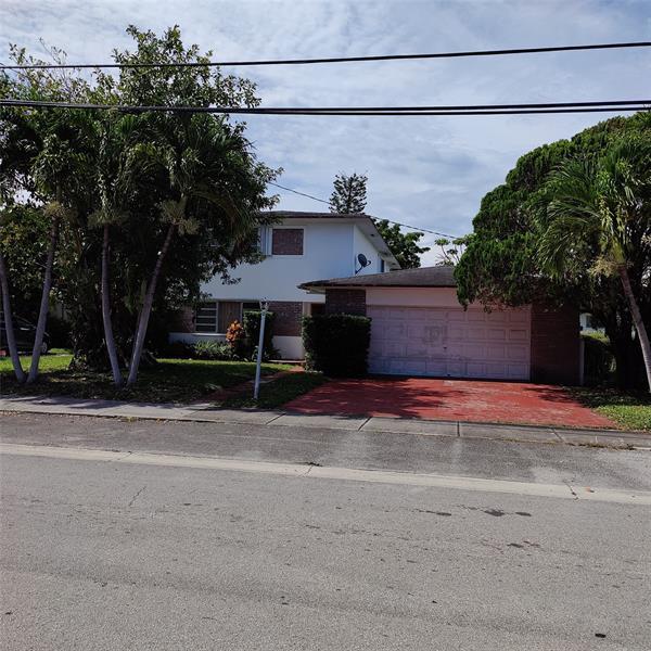 1 of 2 - 1128 Nw 61st St, Miami, FL