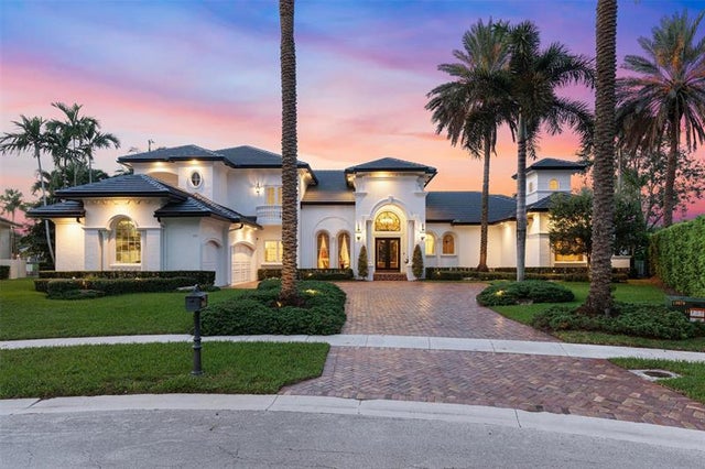 3 of 70 - 366 Sweet Bay Ave, Plantation, FL