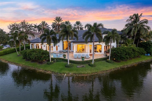 4 of 70 - 366 Sweet Bay Ave, Plantation, FL