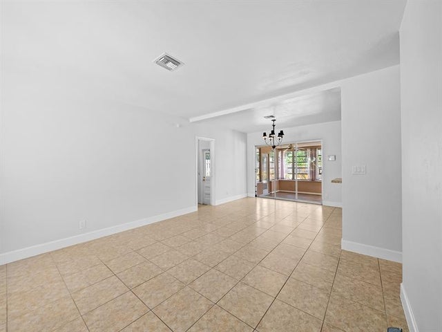 4 of 21 - 2341 Sw 15th St, Fort Lauderdale, FL