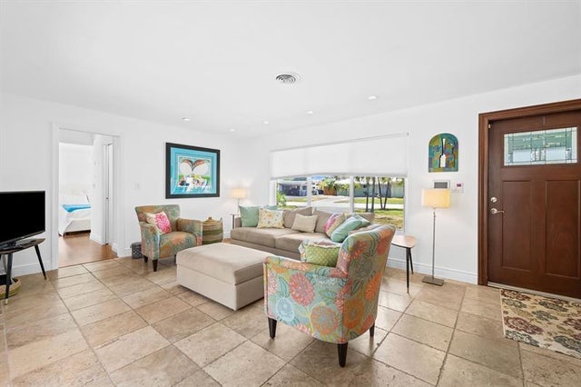5 of 20 - 261 Sw 18th Ct, Pompano Beach, FL