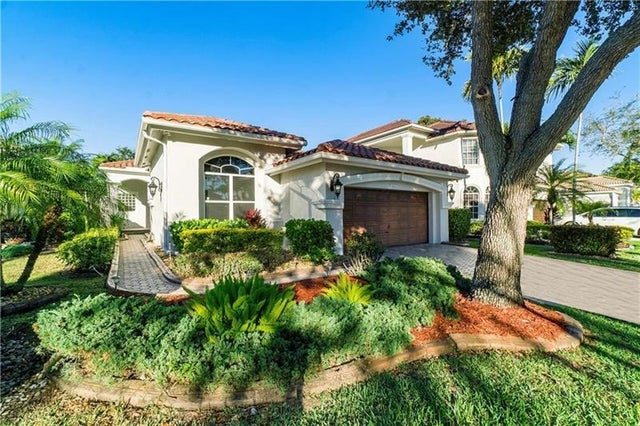 1 of 30 - 5854 Nw 126th Ter, Coral Springs, FL