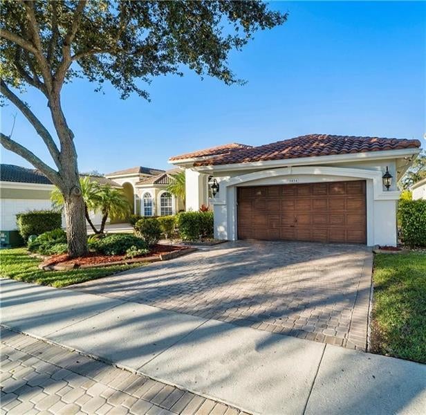 5 of 30 - 5854 Nw 126th Ter, Coral Springs, FL