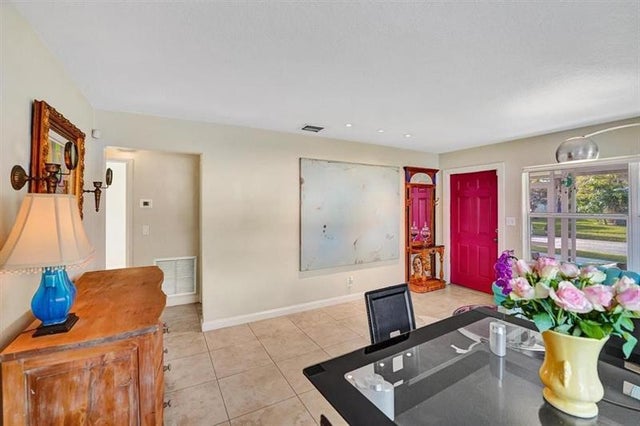 5 of 48 - 1615 Mayo St, Hollywood, FL