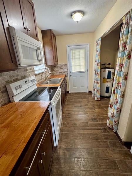 3 of 21 - 714 Seminole Ave, Fort Meade, FL