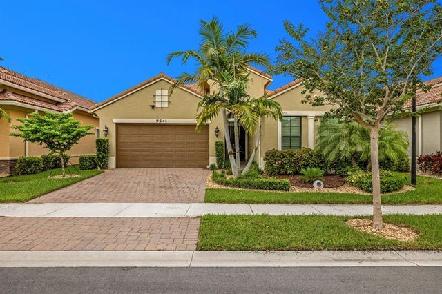 1 of 21 - 9541 Kalmar Cir, Parkland, FL