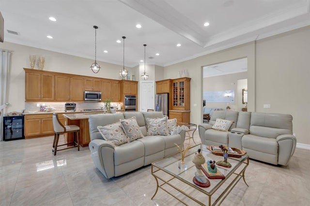 5 of 21 - 9541 Kalmar Cir, Parkland, FL