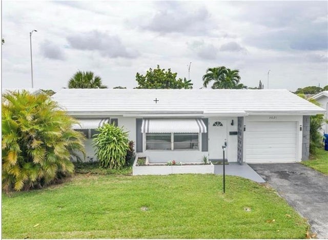 1 of 6 - 3021 Nw 2nd Ave, Pompano Beach, FL