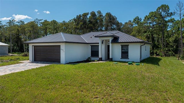2 of 26 - 662 Foxchase Dr, Lehigh Acres, FL