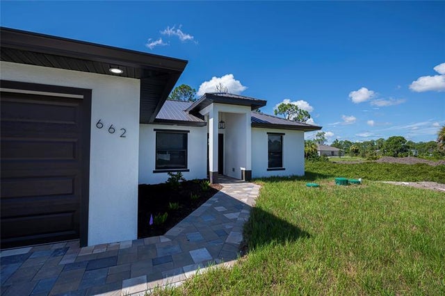 4 of 26 - 662 Foxchase Dr, Lehigh Acres, FL