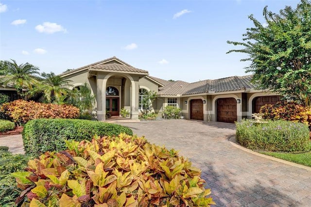 1 of 100 - 7811 E Upper Ridge Dr, Parkland, FL
