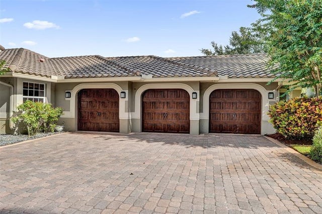 2 of 100 - 7811 E Upper Ridge Dr, Parkland, FL