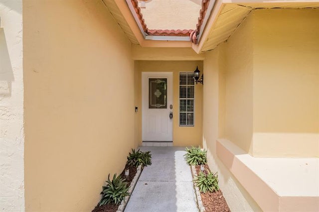 4 of 36 - 12703 White Coral Dr, Wellington, FL