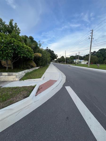 3 of 3 - 1124 Colonial Rd, Fort Pierce, FL