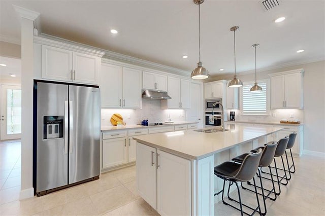 3 of 47 - 4231 E Basket Oak Cir, Vero Beach, FL