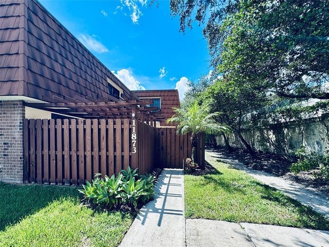 2 of 33 - 11873 Sw 8th Ct, Davie, FL