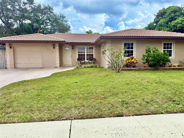 1 of 41 - 10690 Ember St, Boca Raton, FL
