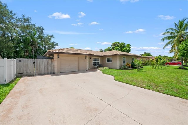 5 of 41 - 10690 Ember St, Boca Raton, FL