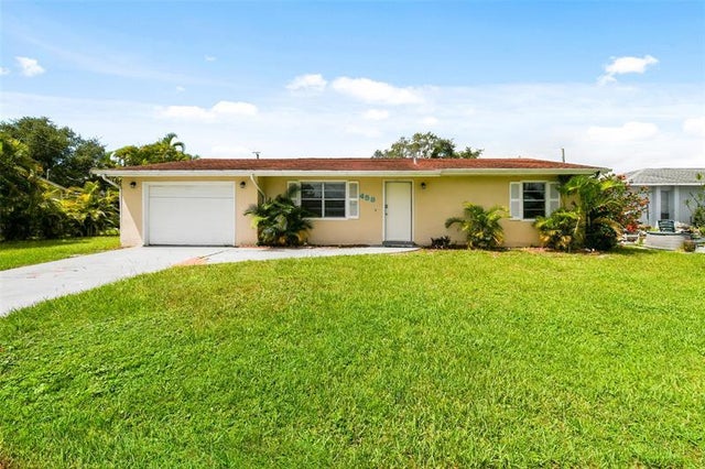 458 Se Galleon Lane, Port St. Lucie
